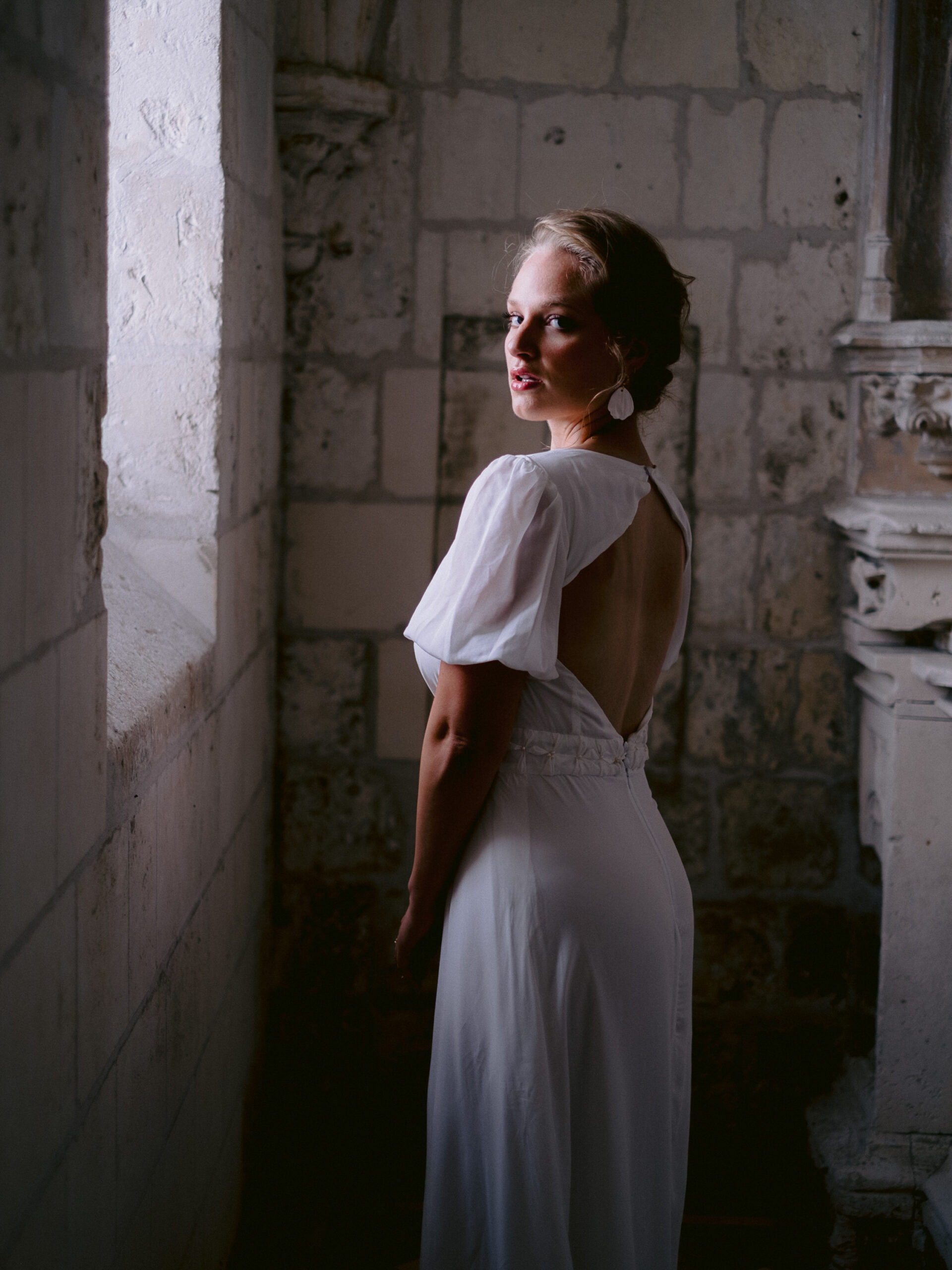 Robe de mariée par Anne Tellier